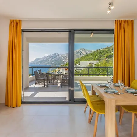 Ferienhaus Gorgeous In Brela